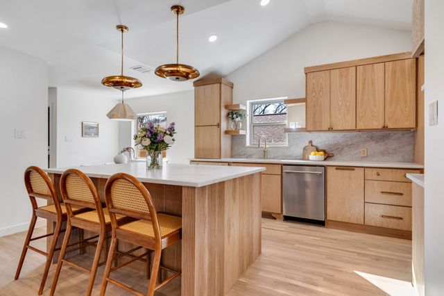 10930 Ridgemeadow Drive, Dallas, TX 75218