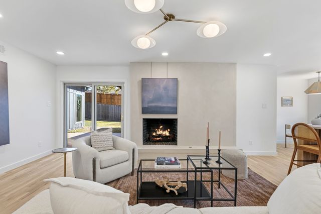 10930 Ridgemeadow Drive, Dallas, TX 75218