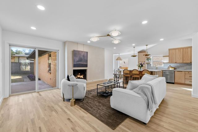 10930 Ridgemeadow Drive, Dallas, TX 75218