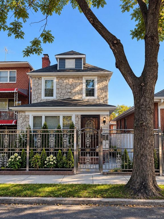542 Logan Avenue, Bronx, NY 10465 — exterior