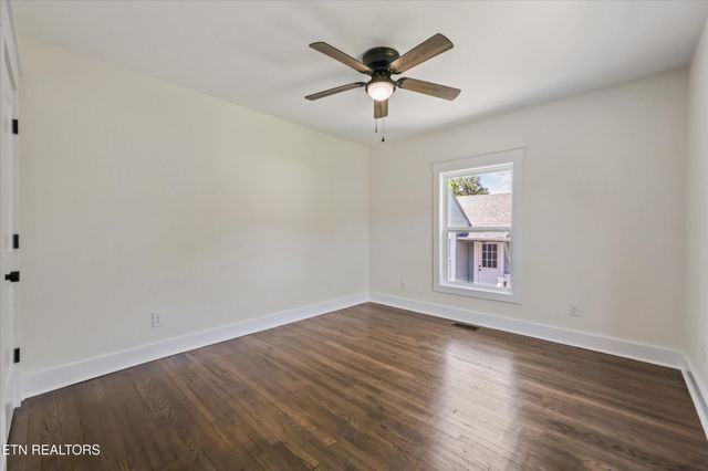 3352 Bellevue St, Knoxville, TN 37917
