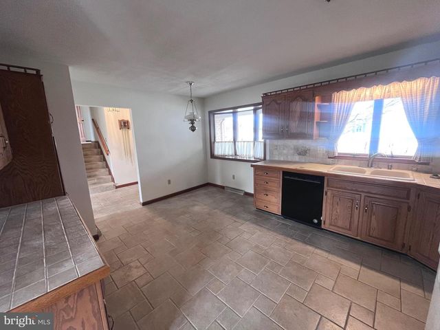 482 BEECH TREE STREET, Shippensburg, PA 17257