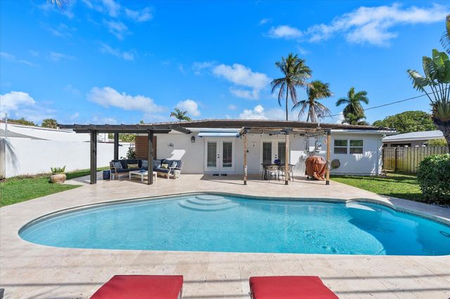 4421 NE 16th Avenue, Oakland Park, FL 33334