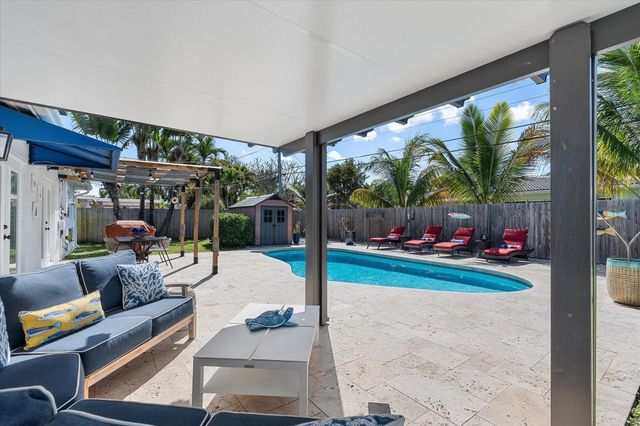 4421 NE 16th Avenue, Oakland Park, FL 33334