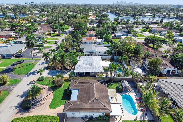 4421 NE 16th Avenue, Oakland Park, FL 33334