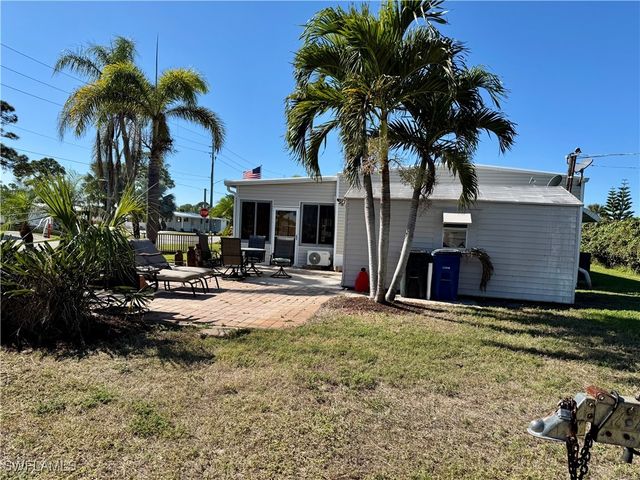 27487 Bourbonniere DR, Bonita Springs, FL 34135