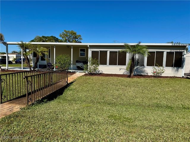 27487 Bourbonniere DR, Bonita Springs, FL 34135