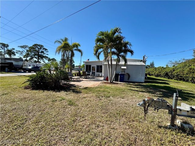 27487 Bourbonniere DR, Bonita Springs, FL 34135