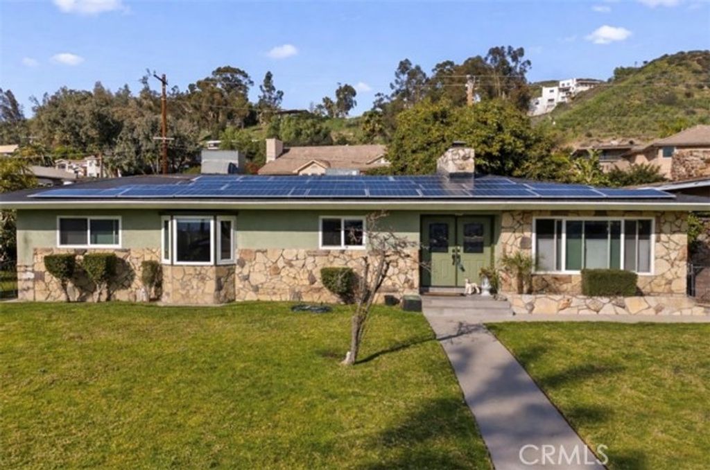 1304 Deauville Court, San Bernardino, CA 92404