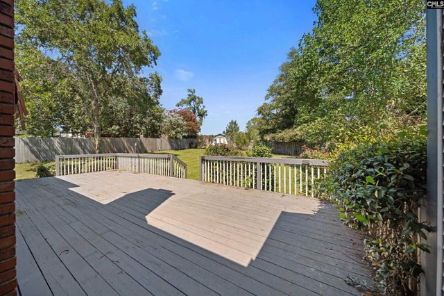 102 Woodlands Ridge Road, Columbia, SC 29229