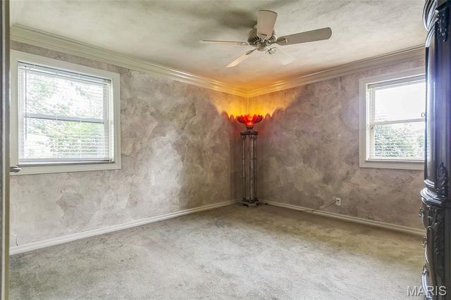 1 Delcrest Court 103, St Louis, MO 63124