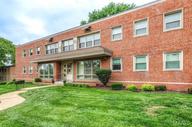 1 Delcrest Court 103, St Louis, MO 63124