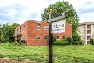 1 Delcrest Court 103, St Louis, MO 63124