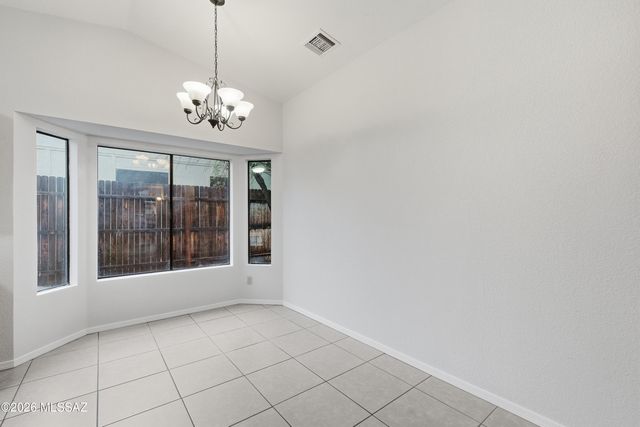 2570 W Sunset Road, Tucson, AZ 85741