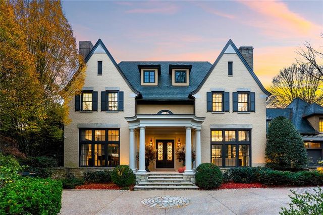 675 W Paces Ferry NW Road 13, Atlanta, GA 30327