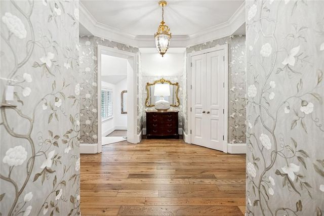 675 W Paces Ferry NW Road 13, Atlanta, GA 30327