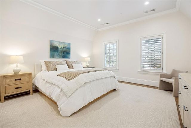 675 W Paces Ferry NW Road 13, Atlanta, GA 30327