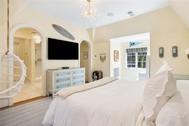 675 W Paces Ferry NW Road 13, Atlanta, GA 30327