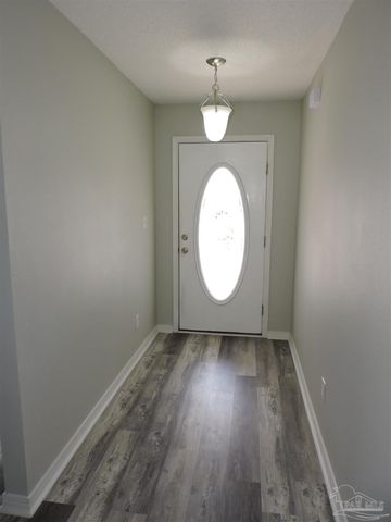 3971 Sunny Manor Cr, Milton, FL 32583