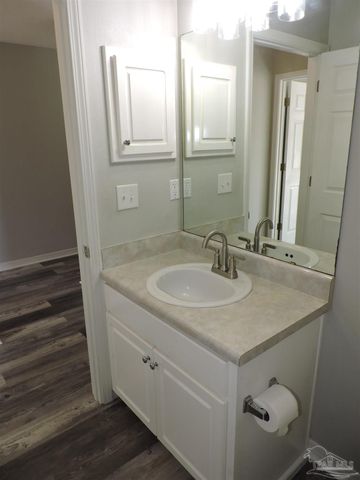 3971 Sunny Manor Cr, Milton, FL 32583