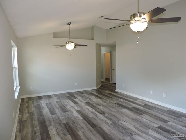 3971 Sunny Manor Cr, Milton, FL 32583