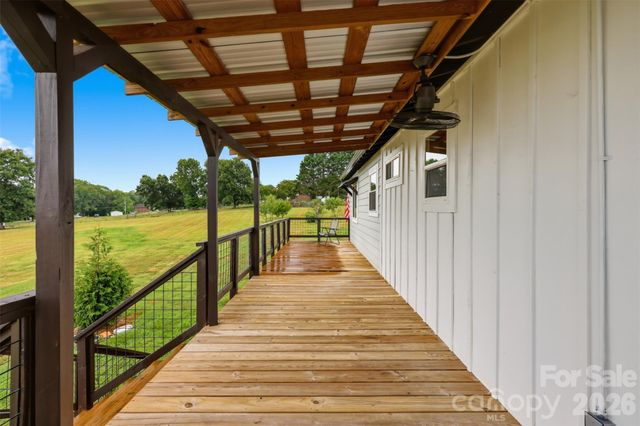 1127 Black Oak Ridge Road, Taylorsville, NC 28681