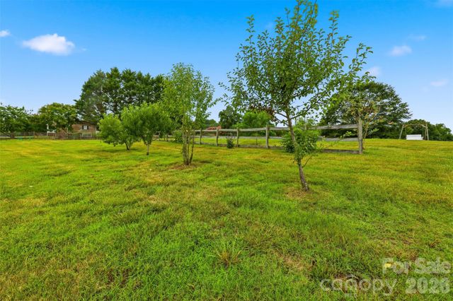 1127 Black Oak Ridge Road, Taylorsville, NC 28681