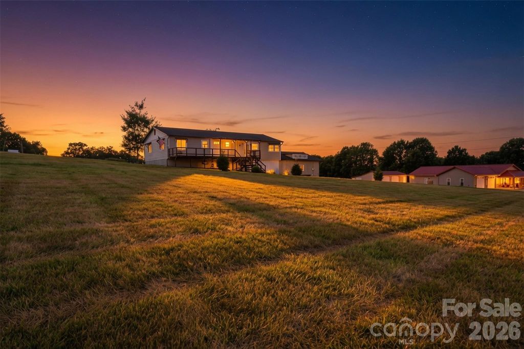 1127 Black Oak Ridge Road, Taylorsville, NC 28681