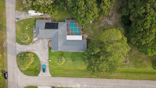 5803 Green Dolphin Street, Fort Pierce, FL 34951