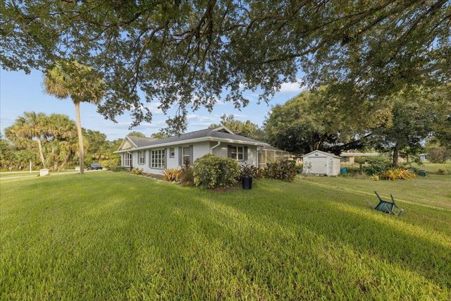 5803 Green Dolphin Street, Fort Pierce, FL 34951