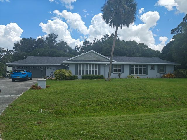 5803 Green Dolphin Street, Fort Pierce, FL 34951