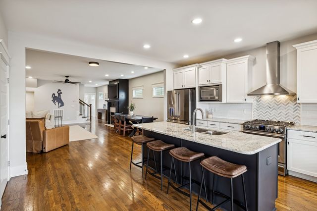 952 9th Ave, S, Nashville, TN 37203