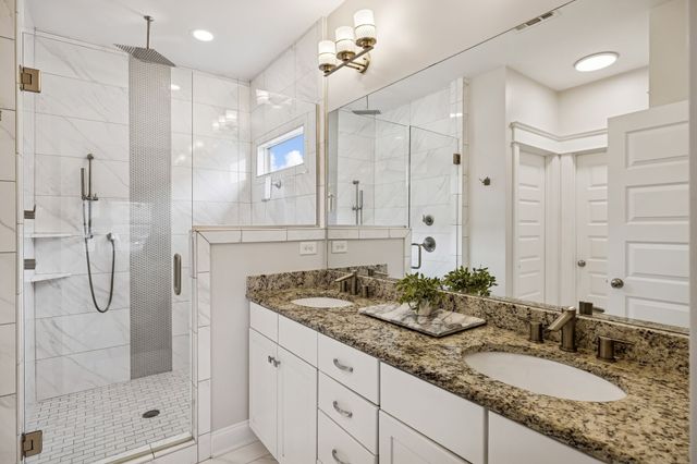 952 9th Ave, S, Nashville, TN 37203