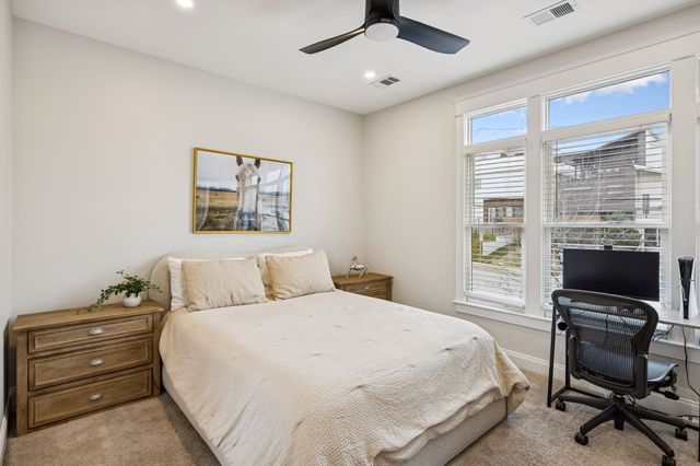 952 9th Ave, S, Nashville, TN 37203