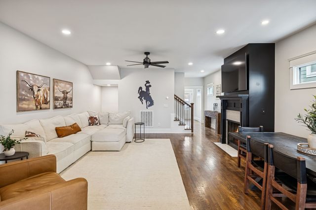 952 9th Ave, S, Nashville, TN 37203