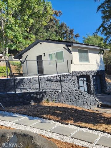 10535 La Canada, Sunland (los Angeles), CA 91040