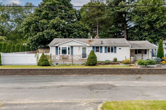 80 Quartus St, Chicopee, MA 01013