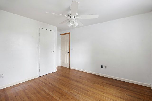80 Quartus St, Chicopee, MA 01013