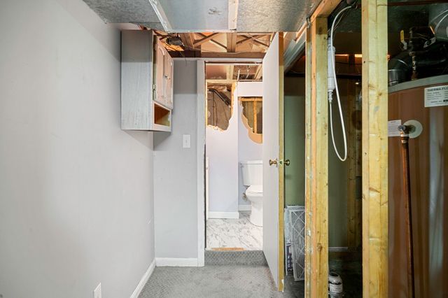 80 Quartus St, Chicopee, MA 01013