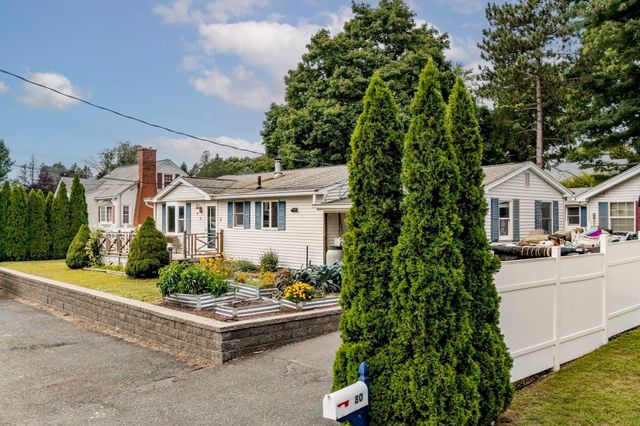 80 Quartus St, Chicopee, MA 01013