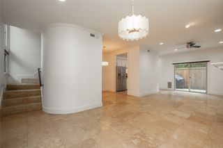 4242 Travis Street 111, Dallas, TX 75205