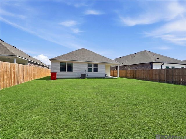 12809 Sweetleaf Ave, Denham Springs, LA 70726