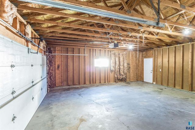 4112 N Jans Dr Drive, Sioux Falls, SD 57107