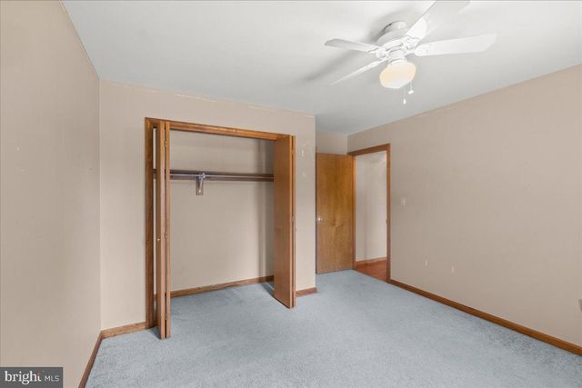 1248 HEREFORD DR, Columbia, PA 17512