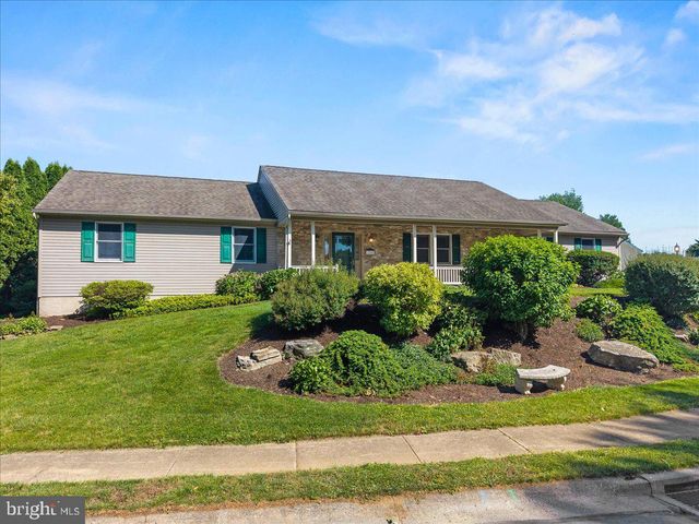 1248 HEREFORD DR, Columbia, PA 17512