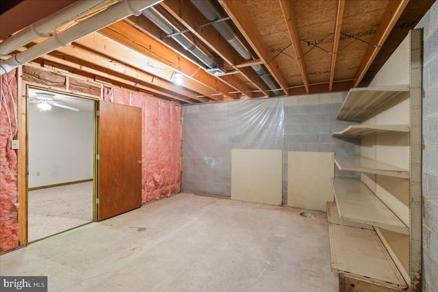 1248 HEREFORD DR, Columbia, PA 17512