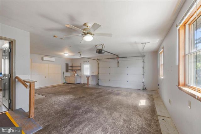 1248 HEREFORD DR, Columbia, PA 17512