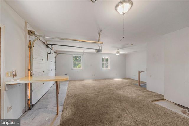 1248 HEREFORD DR, Columbia, PA 17512