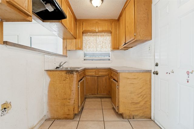 11515 Abston Lane, Dallas, TX 75218