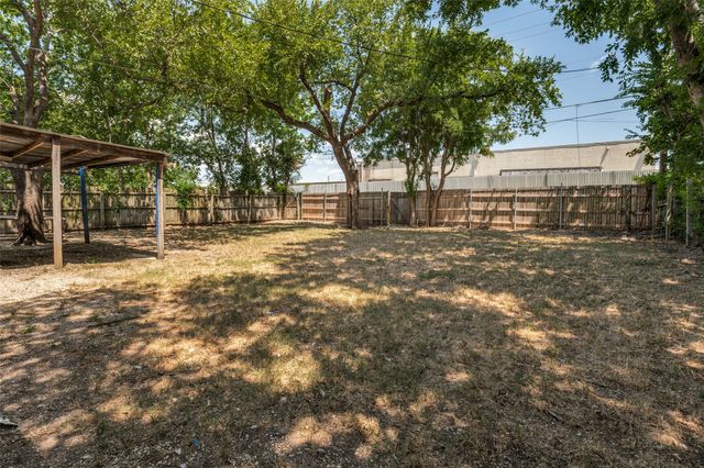 11515 Abston Lane, Dallas, TX 75218